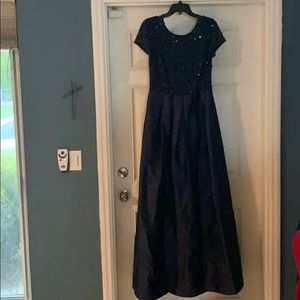 Women’s Formal Gown